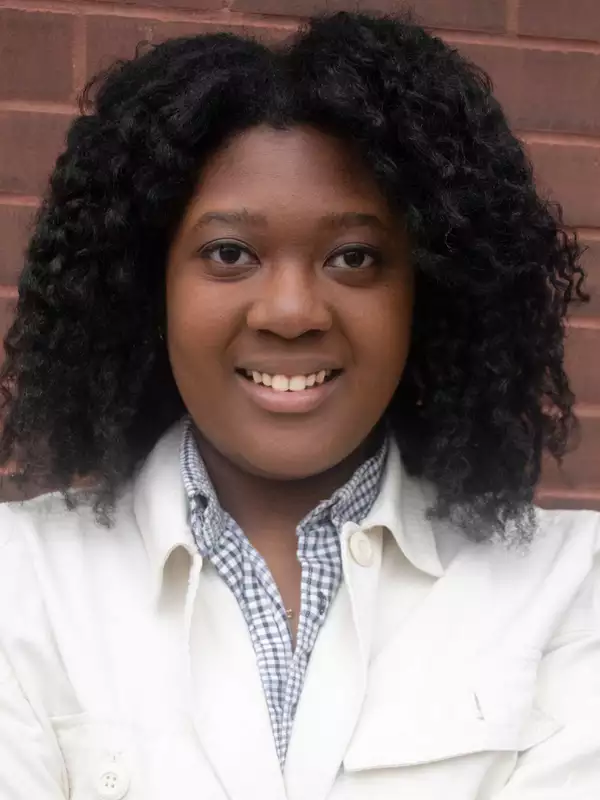 headshot-josalynn